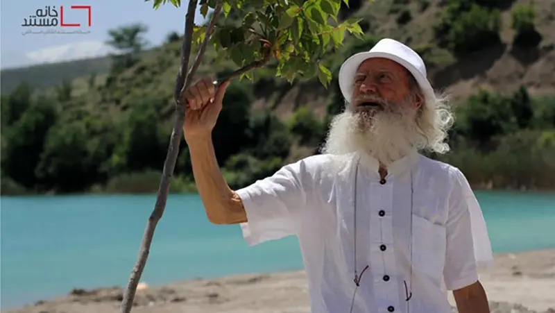«درخت سفید» پرتره‌ای از پدربزرگم است/ گفتگو با مرتضی فرشباف، کارگردان مستند